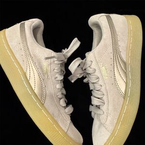 Puma Suede Sneakers Kids Size 4 Multicolor Casual Shoes